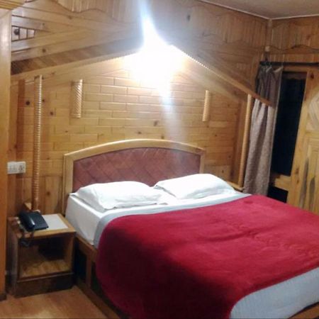 Hotel New Bharat Bhimtal Exterior photo